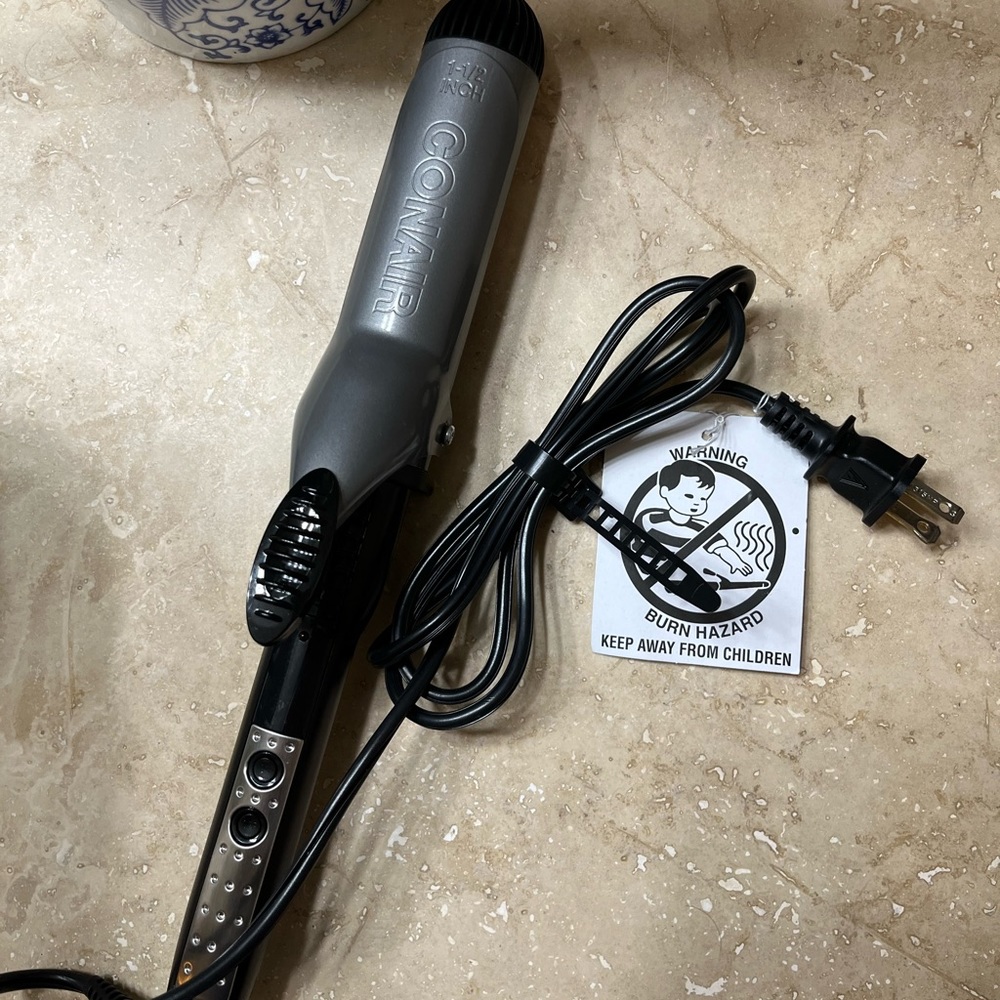 1-1/2 Inch Curling Iron